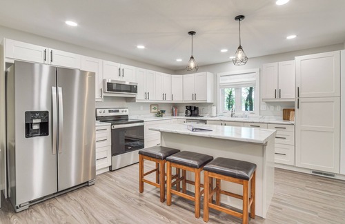 Detroit Lakes Casa | Spacious Detroit Lakes Home w/ Private Deck!