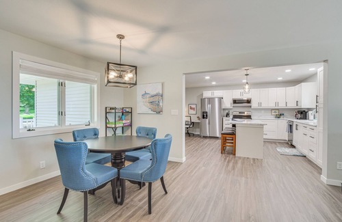 Detroit Lakes Casa | Spacious Detroit Lakes Home w/ Private Deck!