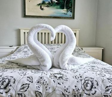 Feltham West Casa | Spacious Double Room Near Heathrow Airport