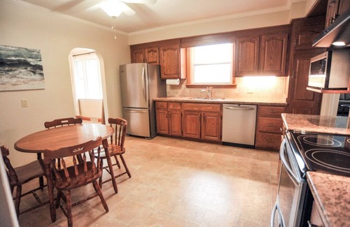 Port Dover Casa | Spacious Downtown home with lots of amenities!!