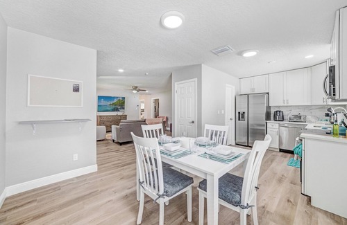 Southwest Orlando Casa | Spacious Downtown Orlando house centrally located to Orlando tourist attractions