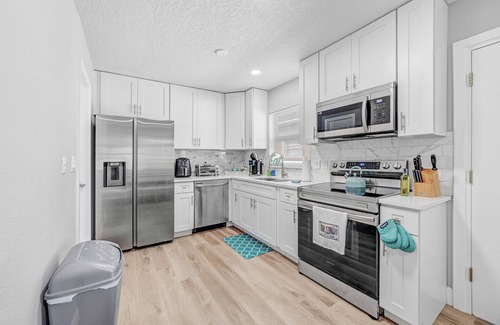 Southwest Orlando Casa | Spacious Downtown Orlando house centrally located to Orlando tourist attractions