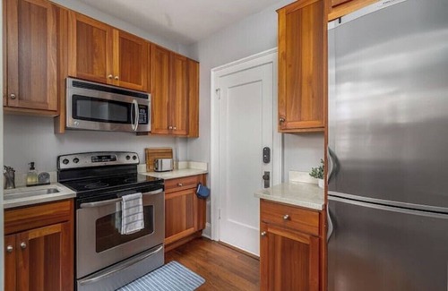 Savannah Victorian District Apartamento | Spacious Downtown Savannah Historic Modern Apartment On Forsyth Park