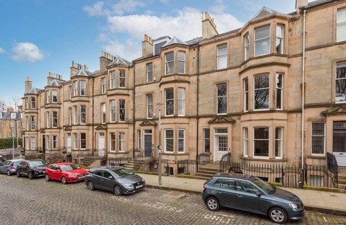 Comely Bank Apartamento | Spacious drawing room apt, 10 mins to Princess st.
