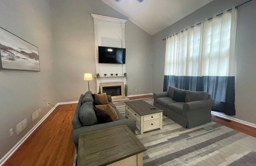 Suwanee Casa | Spacious Dream home W/ Private Pool!