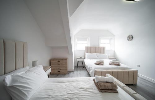 Thornton-Cleveleys Apartamento | Spacious Duplex Apartment - Perfectly Situated in the Heart of the City