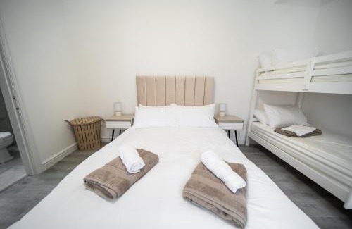 Thornton-Cleveleys Apartamento | Spacious Duplex Apartment - Perfectly Situated in the Heart of the City