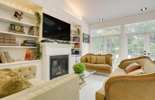 Durham Casa | Spacious Durham Home with Fire Pit and Hot Tub!