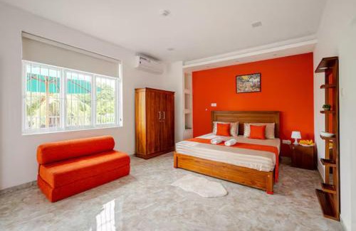 Kaduwela Villa | Spacious Eco House with Garden and Scenic Paddy View Colombo