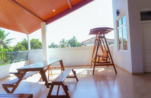 Kaduwela Villa | Spacious Eco House with Garden and Scenic Paddy View Colombo