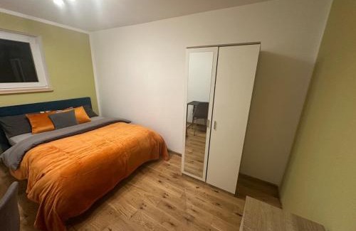 Peterborough Apartamento | Spacious En-Suite Rooms & Off-Suite Rooms Near Hospital and Shops