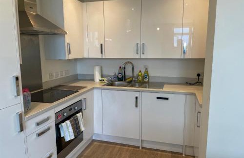North End Apartamento | Spacious Erith Apartment
