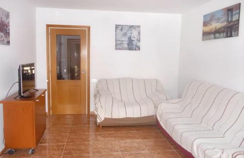 Sant Carles de la Rapita Apartamento | Spacious Apartment in Sant Carles de la Ràpita, Sea View