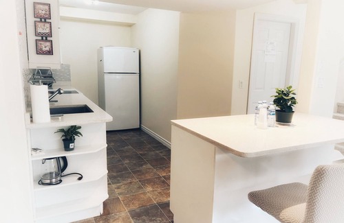 Promontory Casa | Spacious Family-Friendly Suite Near Cultus Lake with Private Entrance & Patio