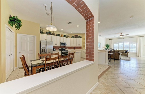 Sabal Harbour Casa | Spacious, family friendly 4-bedroom, pool/spa lakefront home.