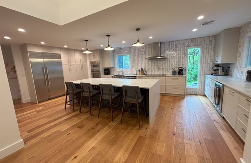 Dix Hills Casa | Spacious family friendly 5-bedroom 4.5-bath house for Ryder Cup