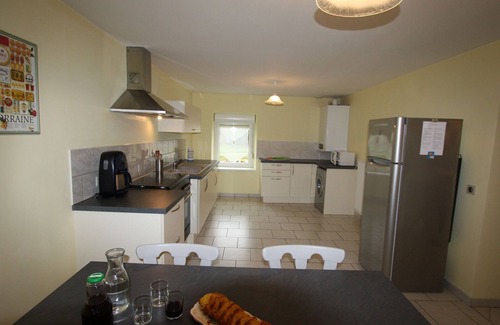 Docelles Cabaña | Gîte spacieux avec terrasse, près de Gérardmer, idéal pour familles et groupes, confort garanti