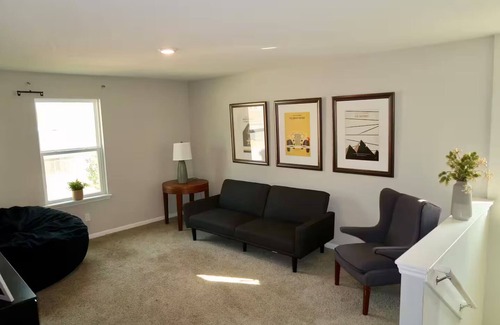 Westside Casa | SPACIOUS FAMILY GETAWAY IN JACKSONVILLE