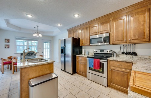 Macon Casa | Spacious Family Home - 11 Mi to Downtown Macon!