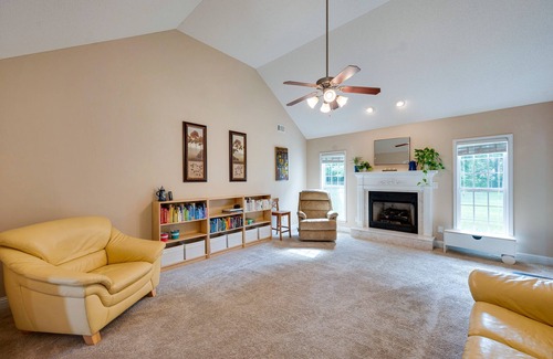 Macon Casa | Spacious Family Home - 11 Mi to Downtown Macon!
