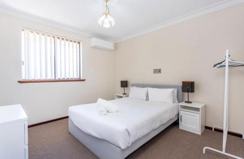 Dianella Casa | Spacious Family Home