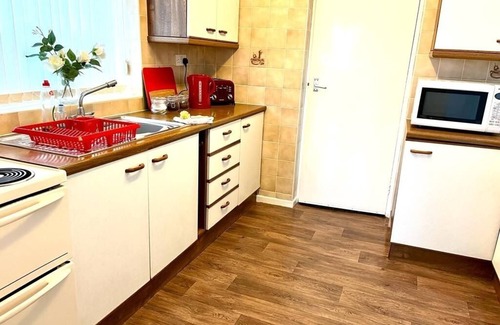 Irlam Apartamento | Spacious Family Home