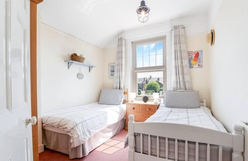 Sholden Casa | Spacious Family Home in Deal