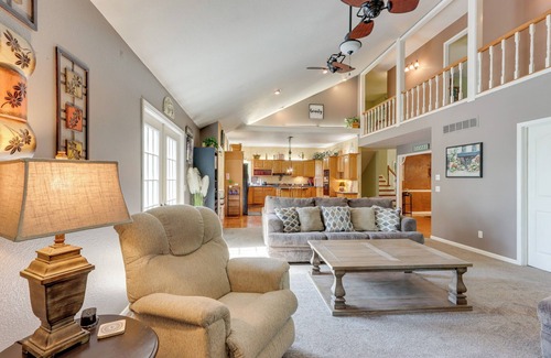 Camdenton Casa | Spacious Family Home Near Lake of the Ozarks!