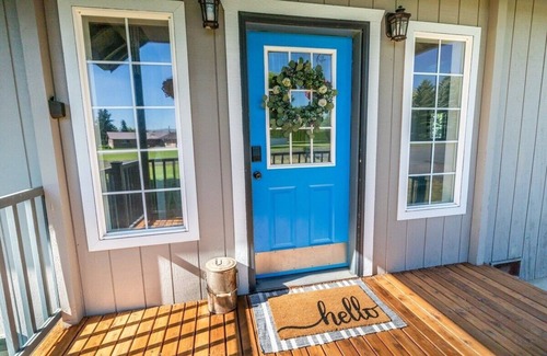 Ellensburg Casa | Spacious Family Home w/ Hot Tub