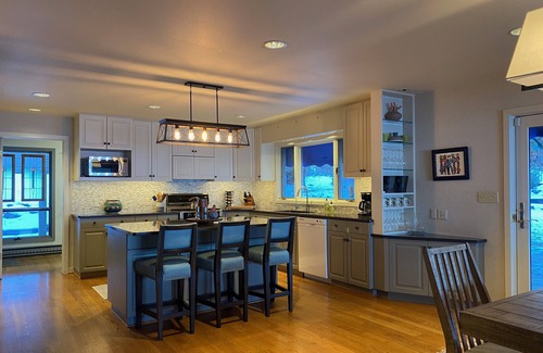 Bigfork Casa | Spacious family lakefront home with spectacular views and private location!