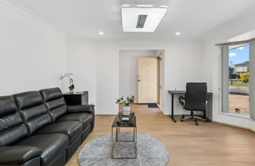 Parkinson Casa | Spacious Family Retreat in Peaceful Parkinson