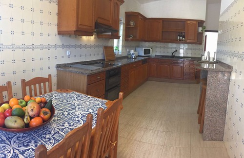 Vale de Parra Villa | Amplia villa familiar con piscina privada.