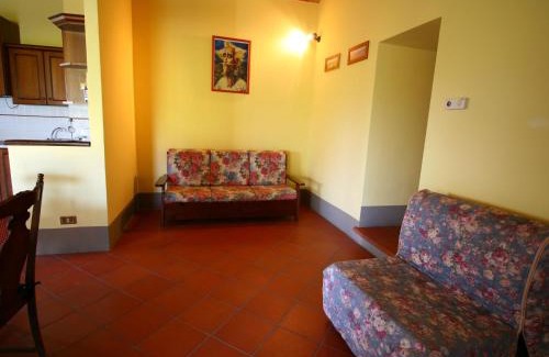 Gallina Apartamento | Spacious Farmhouse in Pienza with Swimming Pool