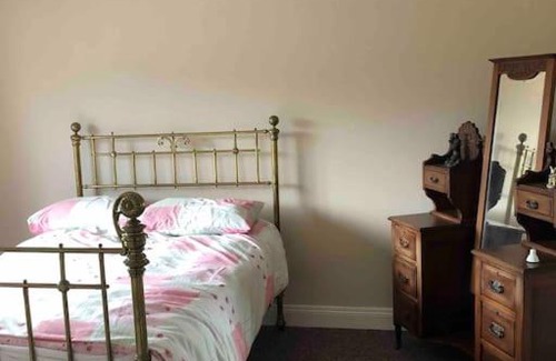 Omagh Casa | Spacious farmhouse with lovely views, Omagh & Ferm