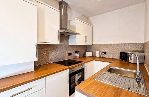 Anfield Apartamento | Spacious flat on Breck Road!