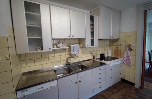 Nordhorn Casa | Spacious for 5 - kitchen - House - Wifi