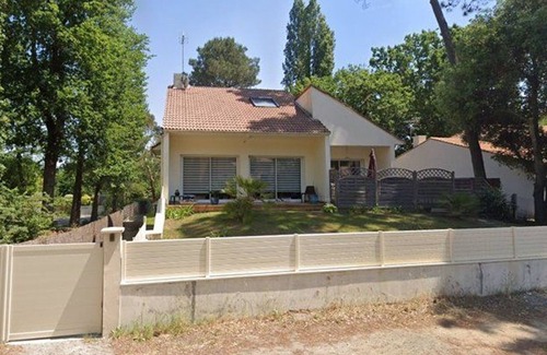 Saint-Brevin-les-Pins Cabaña | Casa espaciosa a 800m de la playa, jardín, se aceptan mascotas, aparcamiento, WiFi