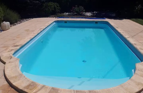 Saint-Michel-Loubejou Casa | Spacious gîte with swimming pool for 5 people
