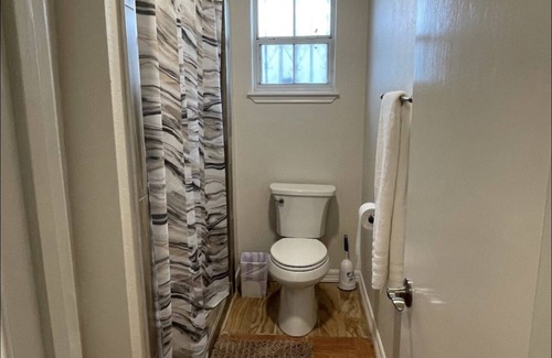 Mission Casa | Spacious freshly remodeled home.