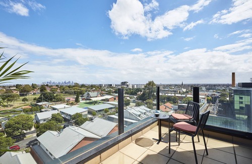 Preston Casa | Spacious Furnished Studio With Balcony, All-inclusive Utilities and Facilities