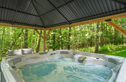 Pocono Pines Casa | Spacious Game Room Seclusion Hot Tub and more