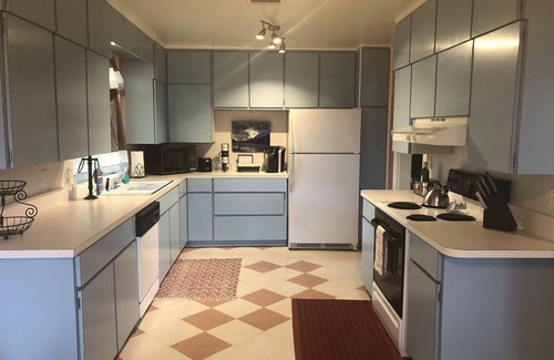 Winter Garden Casa | Spacious garage apartment in Winter Garden that sleeps four.