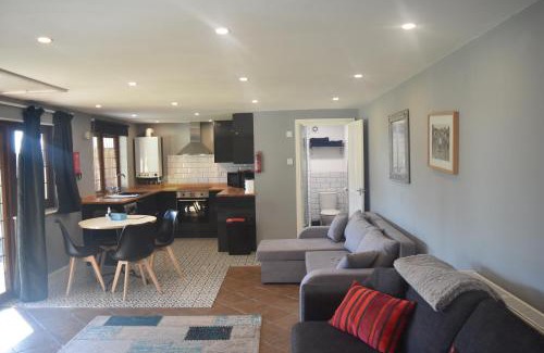 Kings Langley Apartamento | Spacious Garden Studio