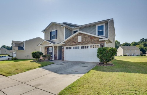 Gastonia Casa | Spacious Gastonia Home with Pool Access!