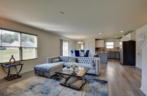 Gastonia Casa | Spacious Gastonia Home with Pool Access!
