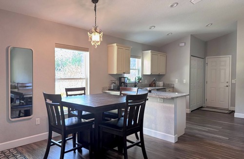 Candler Casa | Spacious Getaway in Ocala with Hot tub, Pool and near Silver Springs State Park!
