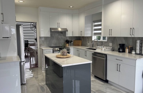 Fleetwood Casa | Spacious Getaway in Surrey