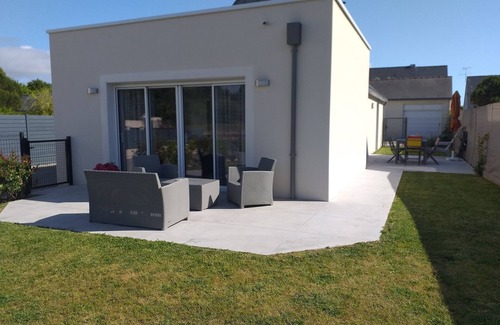 La Turballe Casa | Spacious gîte close to the beach and port