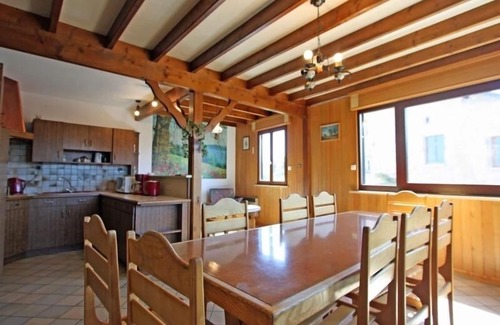 Pierrefitte Cabaña | Gîte spacieux avec salle de jeux, cheminée, terrasse et proche des sites culturels