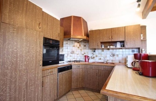 Pierrefitte Cabaña | Gîte spacieux avec salle de jeux, cheminée, terrasse et proche des sites culturels